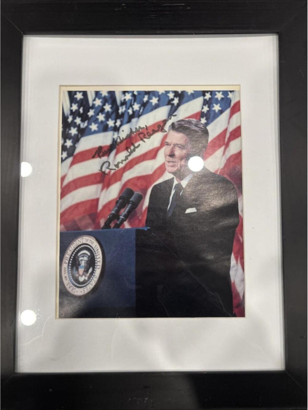 Vintage 80’s President Ronald Reagan Signed Autograph Picture In Frame
